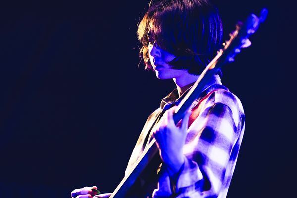 オレンジスパイニクラブが“一番大きな愛”を届けた、ツアー『見えないものに愛を』オフィシャルレポート