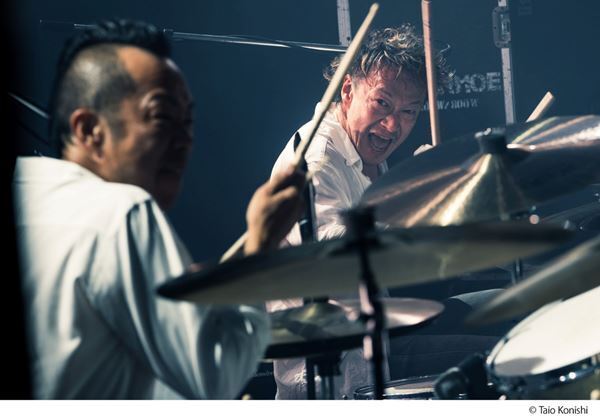 フジロック『WEEKEND LOVERS 2024』“with You”に込められた1時間の濃密なステージをレポート「The Birthdayです」