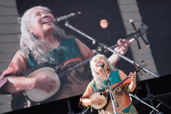 BEGIN『うたの日コンサート2024』オフィシャルレポート　MONGOL800、古謝美佐子ら沖縄のアーティストとうたのお祝い