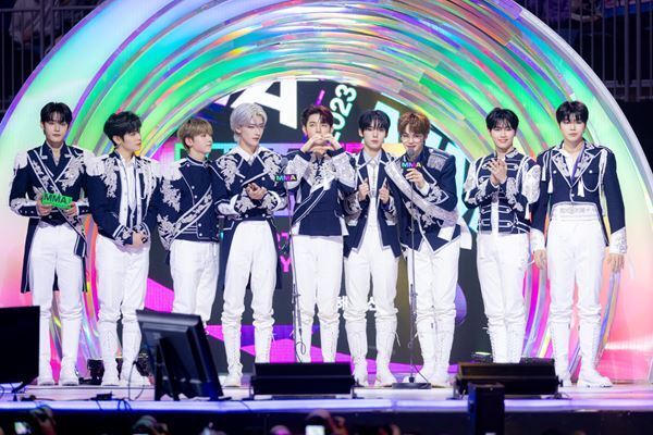 NewJeans、SHINee、IVEも受賞　韓国最大級のK-POPアワード『MMA 2023』注目アーティストをレポート！