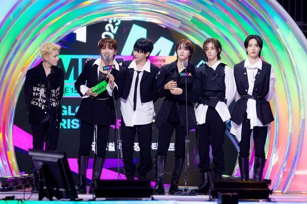 NewJeans、SHINee、IVEも受賞　韓国最大級のK-POPアワード『MMA 2023』注目アーティストをレポート！