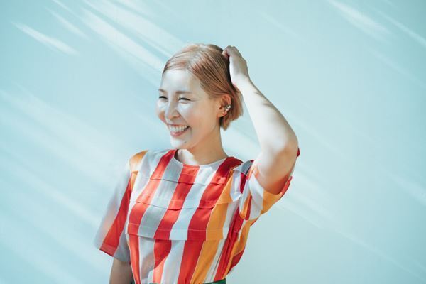 世武裕子、ピアノ弾き語りシリーズ『あなたの生きている世界1』本日配信　椎名林檎、サカナクションなどのカバー曲を収録