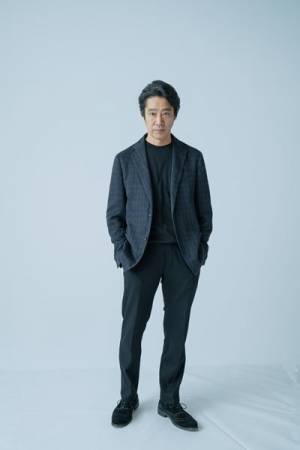 堤真一、加藤拓也演出で謎だらけの作品『カラカラ天気と五人の紳士』に挑む