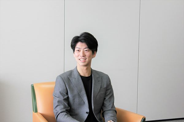 新国立劇場『ラ・バヤデール』、速水渉悟が初のソロル役挑戦を語る