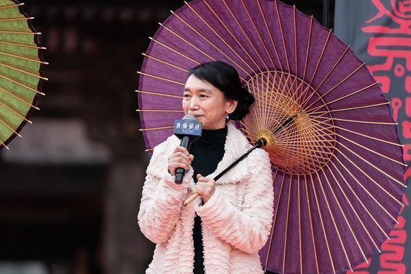 山﨑賢人＆奈緒らがロケ地、仁和寺で映画『陰陽師0』イベント開催　