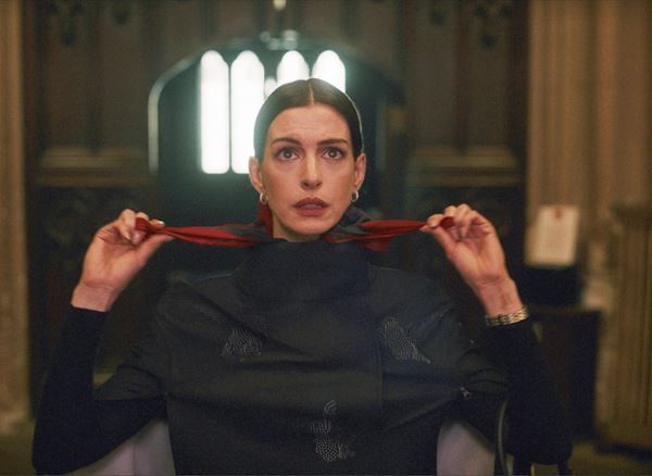 映画『ブルックリンでオペラを』アン・ハサウェイのプロデューサーとしての手腕に監督が太鼓判