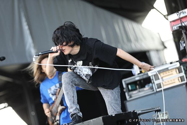 西川貴教「みなさんのおかげで15年も続けることができた」『イナズマロック フェス2023』オフィシャルレポート