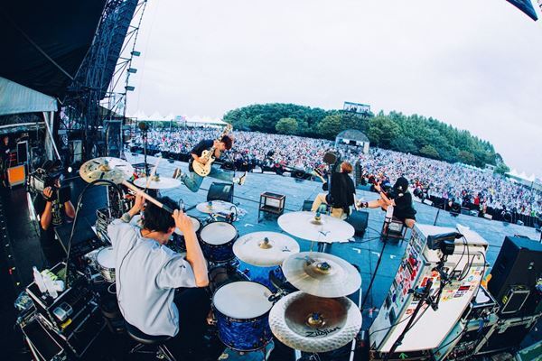 西川貴教「みなさんのおかげで15年も続けることができた」『イナズマロック フェス2023』オフィシャルレポート