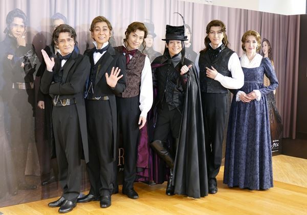 “悪魔”中川晃教、“天才”相葉裕樹＆木内健人をワインに例える『CROSS ROAD～悪魔のヴァイオリニスト パガニーニ～』開幕へ