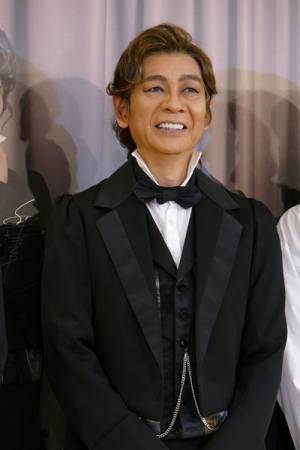 “悪魔”中川晃教、“天才”相葉裕樹＆木内健人をワインに例える『CROSS ROAD～悪魔のヴァイオリニスト パガニーニ～』開幕へ