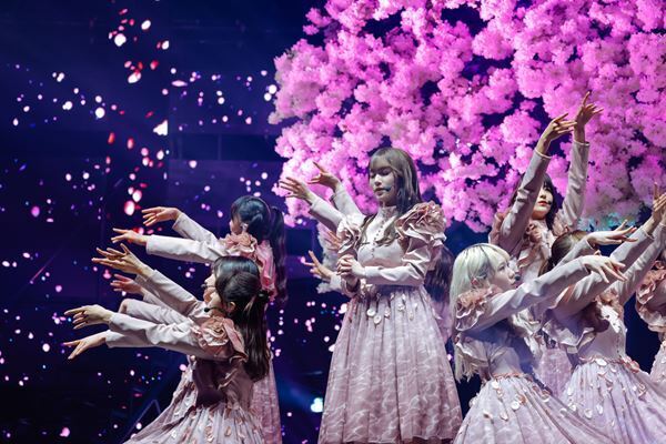 櫻坂46、全国ツアー千秋楽でスペシャル構成の「BAN」や新曲「Start over!」を初披露【レポート】