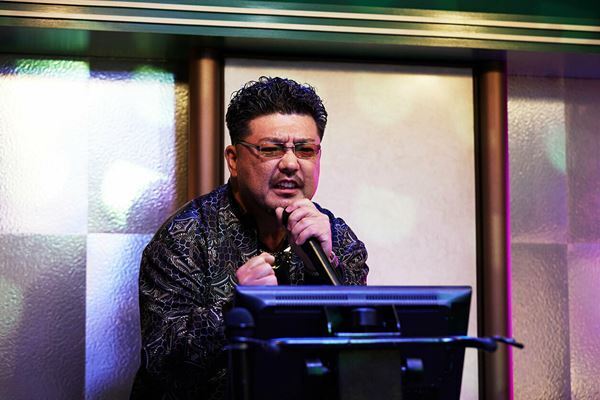 『カラオケ行こ！』──中学生に歌を教わる綾野剛のヤクザが醸し出す、不思議な魅力【おとなの映画ガイド】