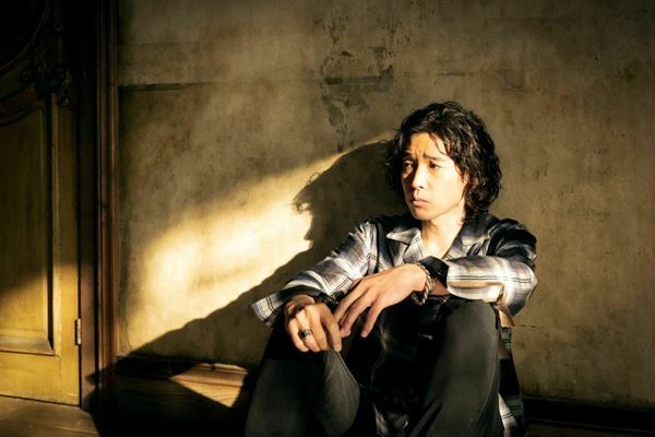 日々の憤りも感傷も味わい深く痛快に昇華された新作『PINEAPPLE』をリリース　斉藤和義インタビュー