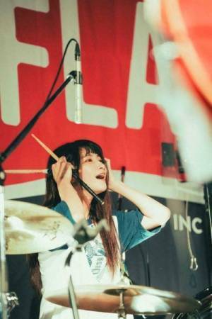 【ライブレポート】サバシスター、yutori、Laura day romanceが競演。それぞれの個性が光った『MUSIC FLAGS vol.3』