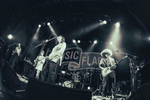 【ライブレポート】サバシスター、yutori、Laura day romanceが競演。それぞれの個性が光った『MUSIC FLAGS vol.3』