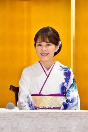 丘みどりが舞台初主演作への思いを語る！ 『おちか奮闘記』取材会レポート到着