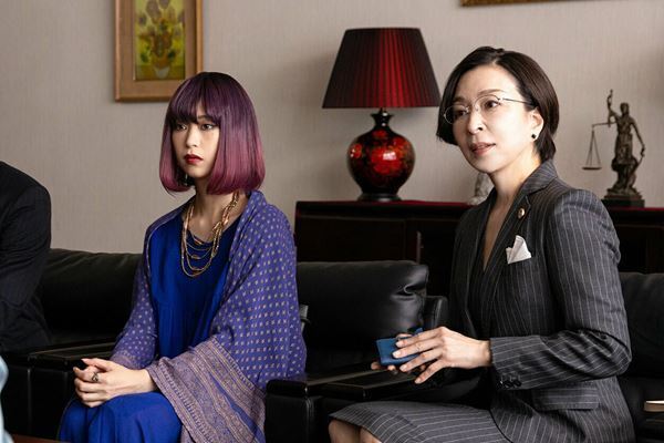 コンゲームの“ワクワク”が詰まった、 内野聖陽×岡田将生『アングリースクワッド 公務員と7人の詐欺師』──【おとなの映画ガイド】