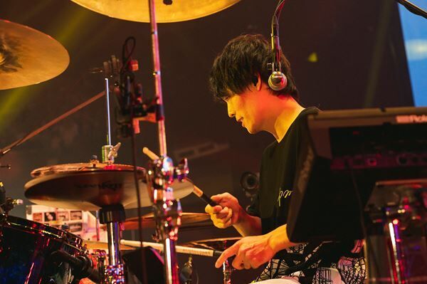 結成15周年を迎えたフォーリミが日本武道館で声高らかに叫ぶ「バンド最高」宣言。【オフィシャルレポート】