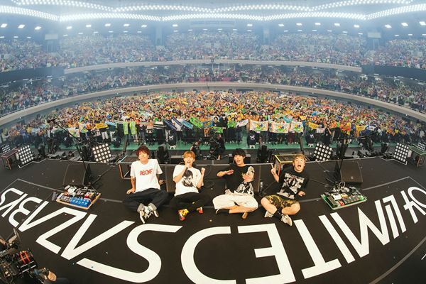 結成15周年を迎えたフォーリミが日本武道館で声高らかに叫ぶ「バンド最高」宣言。【オフィシャルレポート】