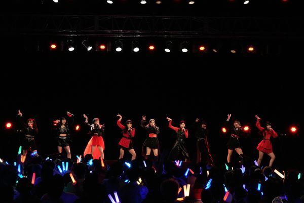 つばきファクトリー、アルバム発売記念イベントレポート　7周年を祝うケーキのサプライズも