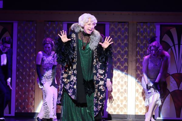 新キャストに新曲、新たな設定。皆が等しく楽しめる“モダン・ミリー2024”開幕