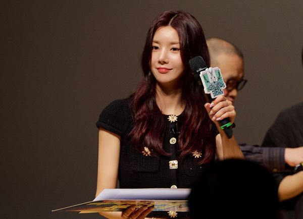 『スマホを落としただけなのに』韓国でワールドプレミア開催　クォン・ウンビ＆中田秀夫監督が舞台挨拶