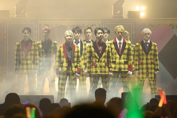 止まらないスピードに乗ってBUDDiiSは次のステージへ「僕らの想いはいつでもみんなの近くに」ホールツアー最終公演の模様をレポート