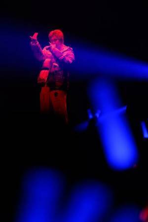 止まらないスピードに乗ってBUDDiiSは次のステージへ「僕らの想いはいつでもみんなの近くに」ホールツアー最終公演の模様をレポート