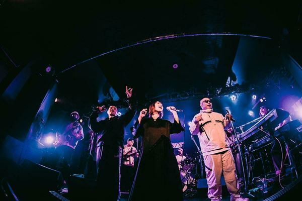 【ライブレポート】SANABAGUN.×フレンズ、コラボも披露したピースフルなツーマンライブ「初プリ」