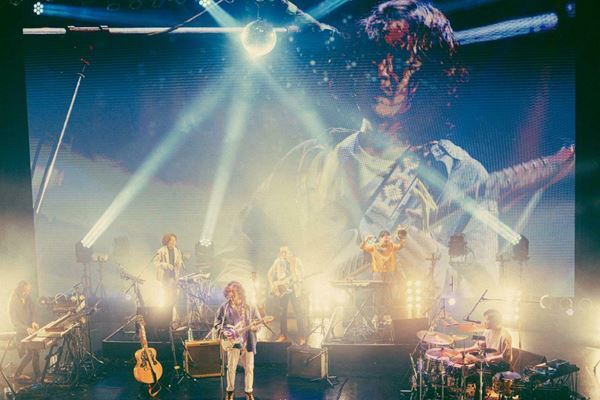 【ライブレポート】ROTH BART BARON、ツアーファイナルでTHEE MICHELLE GUN ELEPHANT「世界の終わり」演奏