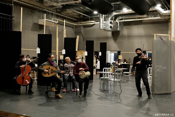 風間杜夫、濱田めぐみら出演のミュージカル『バンズ・ヴィジット』稽古場レポート到着