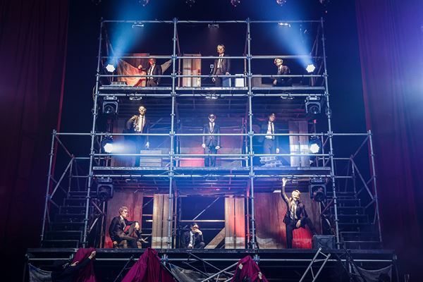 SUPER★DRAGONパシフィコ横浜公演レポート「これからも夢の続きを一緒に」