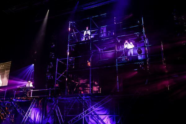 SUPER★DRAGONパシフィコ横浜公演レポート「これからも夢の続きを一緒に」