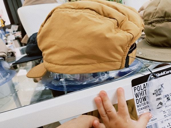 ダウンやフェザーを使った機能性バツグンの防寒アイテムも　「ワークマン」2023年秋冬「新作小物」12選