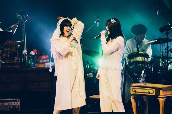 吉澤嘉代子「もう胸がいっぱいです」デビュー10周年記念公演オフィシャルレポート