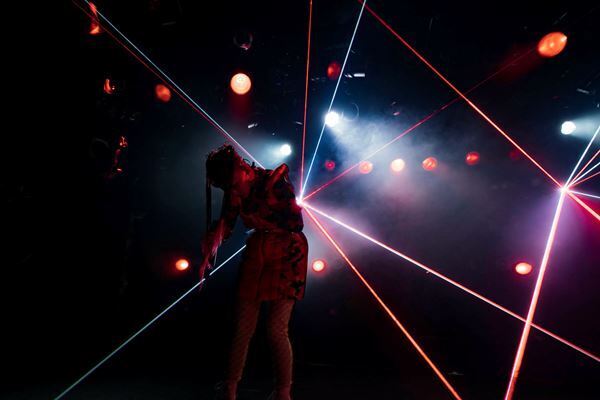 水曜日のカンパネラ、新作『ティンカーベル / 鍋奉行』のリリースパーティーが開幕「あなたたちが必要だってみんなにわかってもらえたら」