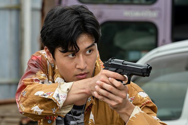 髙石あかり×伊澤彩織『ベイビーわるきゅーれ 2』予告編公開　濱田龍臣、新しい学校のリーダーズらのコメントも