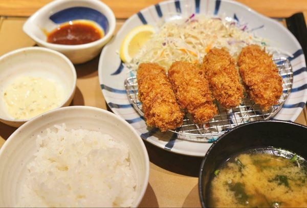 やよい軒、季節限定「かきフライシリーズ」が登場　定番の定食から豪華な御膳までラインナップをご紹介