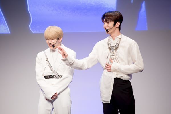 INI、アルバム『Awakening』発売を記念し初のトークショー開催「またMINIの皆さんと交流できる時間を増やしたい」