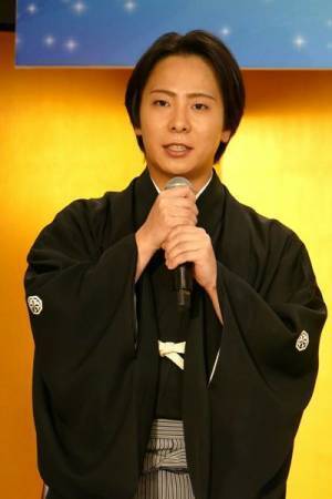 中村橋之助、バトンを手に決意表明　装いも新たに上演される『新春浅草歌舞伎』製作発表会見に出演者7名勢ぞろい