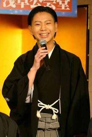 中村橋之助、バトンを手に決意表明　装いも新たに上演される『新春浅草歌舞伎』製作発表会見に出演者7名勢ぞろい