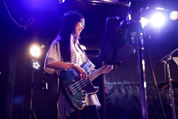 黒猫CHELSEA、新体制初ワンマンライブレポート「バンドっていうのは、最高っすね。楽しいです！」