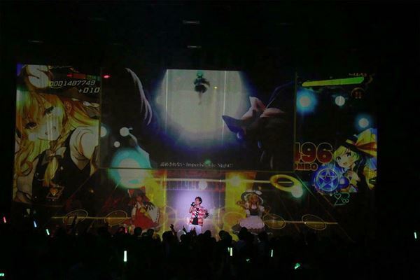 岸田教団&THE明星ロケッツ×草野華余子、ビートまりお(COOL&CREATE)らが『東方ダンマクカグラ』人気曲を生披露【ライブレポート】