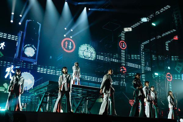 櫻坂46菅井友香が涙のラストステージ、ツアーファイナル東京ドーム公演オフィシャルレポート