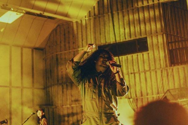 SANABAGUN.、初の日比谷野音で10周年ツアーを閉幕　彼らの軌跡を辿る【ライブレポート】