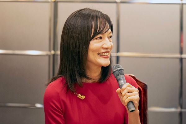 千住真理子がデビュー50周年。記念企画が12月のイザイでスタート