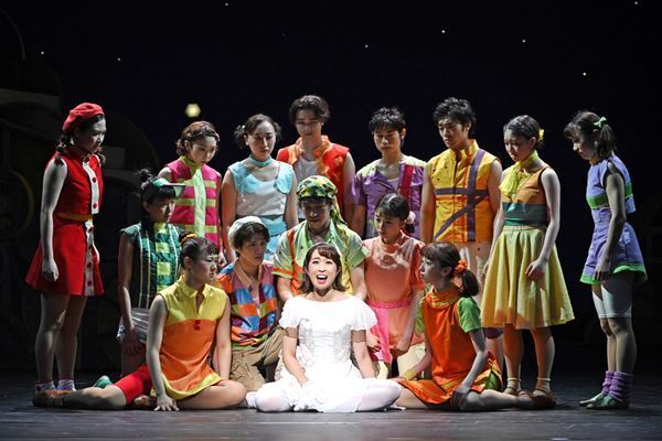 “心”を持つロボットと子どもたちとの交流描く　劇団四季ファミリーミュージカル『エルコスの祈り』上演中