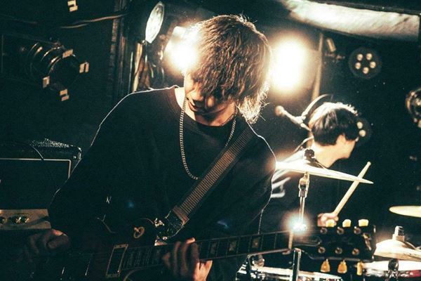 amanojac×1-SHINE×エゾシカグルメクラブ、音楽性の異なる3バンドが起こす音楽の化学反応を見届けた！Grasshopper vol.19オフィシャルレポート