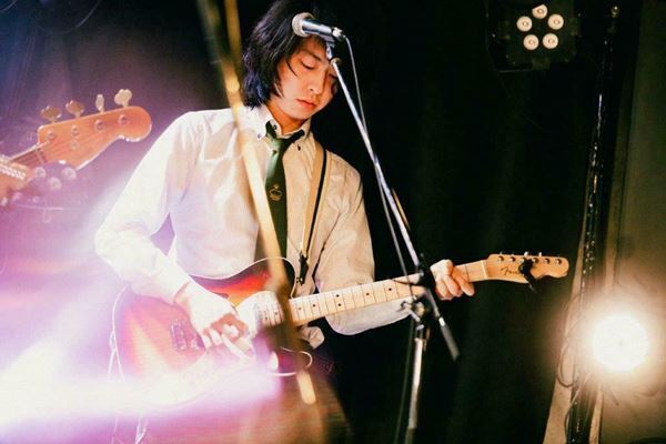 【ライブレポート】『Grasshopper vol.11』Khaki×Apes×THEティバ 三者三様のグッドミュージックで魅了した夜