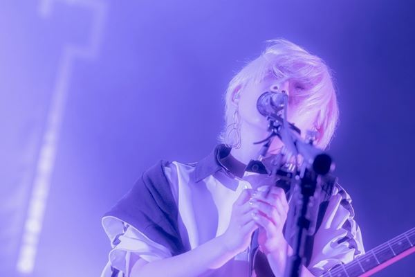 Hakubi「今の私たちのベスト」 キャリア最大規模の東阪ワンマンライブ『賽は投げられた』オフィシャルレポート